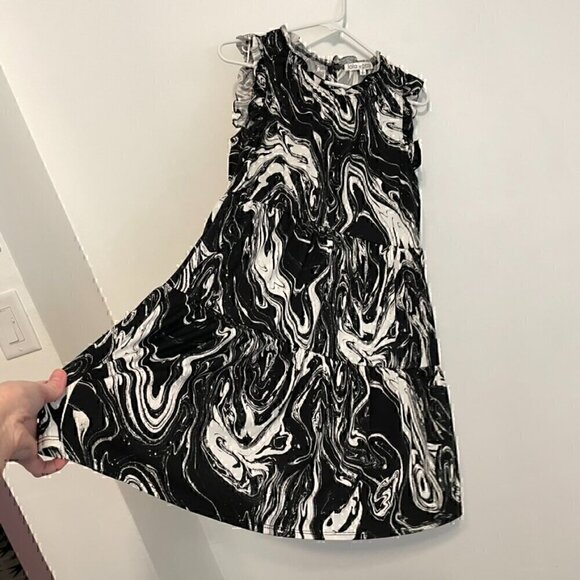 LOLA GRACE / DRY GOODS Black White Marble Swirl Geometric Sleeveless Mini Dress - Picture 6 of 12